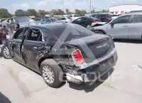 2014 Chrysler 300 photo