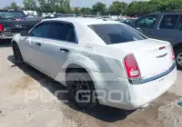 2014 Chrysler 300 фото