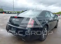 2014 Chrysler 300 photo