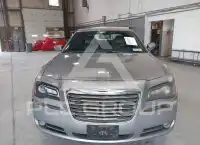 2014 Chrysler 300 фото