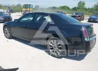 2014 Chrysler 300 photo