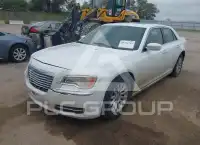2014 Chrysler 300 фото