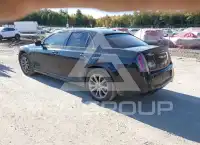 2014 Chrysler 300 photo