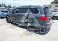 2014 Mercedes Benz GL 450 photo