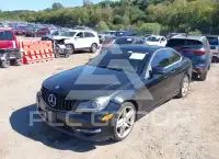 2014 Mercedes Benz C 250 фото