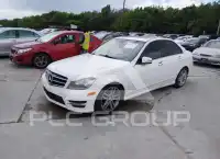 2014 Mercedes Benz C 250 фото