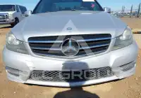 2014 Mercedes Benz C 300 фото