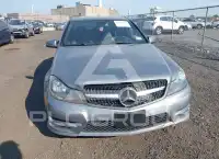 2014 Mercedes Benz C 300 photo