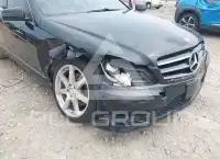 2014 Mercedes Benz C 300 photo
