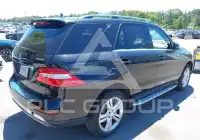 2014 Mercedes Benz ML 350 photo