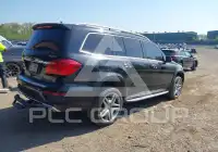 2014 Mercedes Benz GL 550 photo