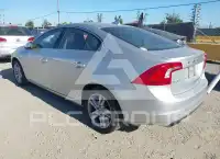 2014 Volvo S60 фото