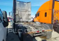 2014 Volvo VNL photo
