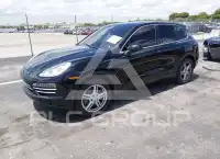 2014 Porsche Cayenne photo