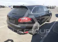 2014 Porsche Cayenne photo