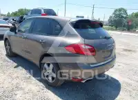 2014 Porsche Cayenne photo