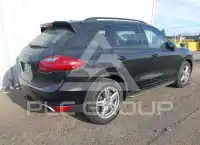 2014 Porsche Cayenne photo