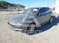 2014 Porsche Cayenne photo