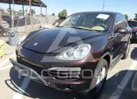 2014 Porsche Cayenne photo
