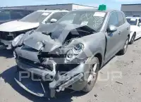 2014 Porsche Cayenne photo