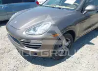 2014 Porsche Cayenne photo