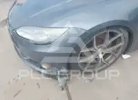 2014 Tesla Model S фото
