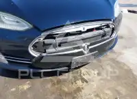 2014 Tesla Model S фото