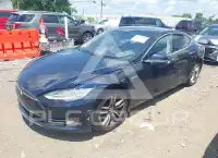 2014 Tesla Model S photo