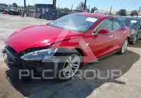 2014 Tesla Model S фото