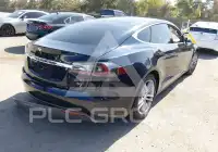 2014 Tesla Model S фото