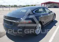 2014 Tesla Model S фото
