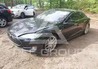 2014 Tesla Model S photo