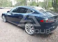 2014 Tesla Model S фото