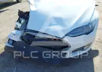 2014 Tesla Model S фото