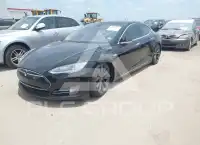 2014 Tesla Model S фото