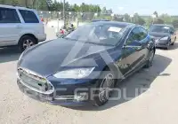 2014 Tesla Model S фото