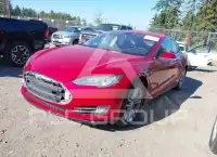 2014 Tesla Model S фото