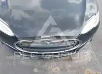 2014 Tesla Model S photo