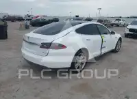 2014 Tesla Model S фото