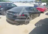2014 Tesla Model S фото