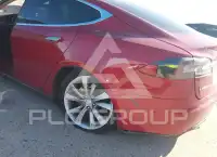 2014 Tesla Model S фото