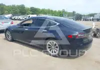 2014 Tesla Model S фото