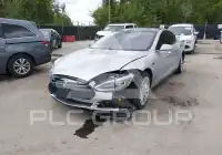 2014 Tesla Model S фото