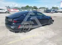 2014 Tesla Model S фото