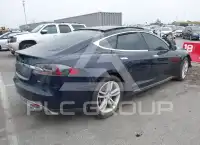 2014 Tesla Model S photo