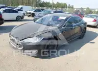 2014 Tesla Model S фото
