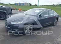 2014 Tesla Model S фото
