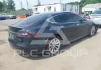 2014 Tesla Model S фото
