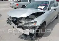 2014 Lexus IS250 photo