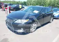 2014 Lexus ES350 photo